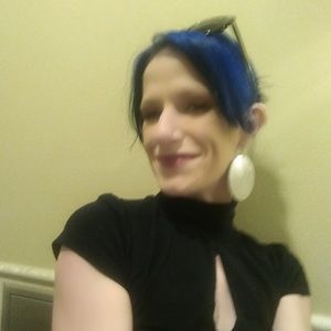 Meet your Posher, Jenifer